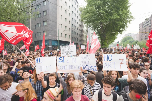 Manifestation étudiante à Milan — Photo