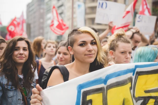 Manifestace studentů v Miláně — Stock fotografie