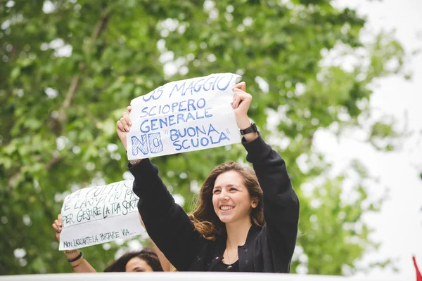 Manifestace studentů v Miláně — Stock fotografie