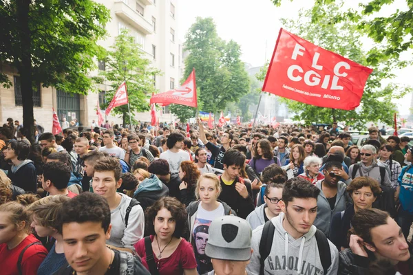 Studenten manifestatie in Milaan — Stockfoto