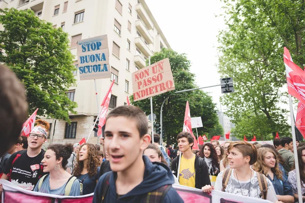 Studenter manifestation i Milano — Stockfoto