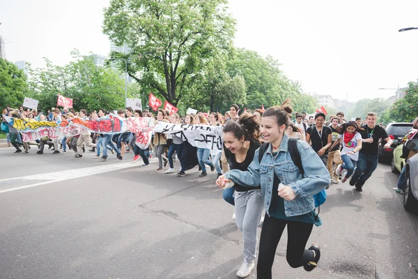 Studenten manifestatie in Milaan — Stockfoto