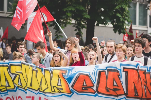 Manifestazione studentesca a Milano — Foto Stock