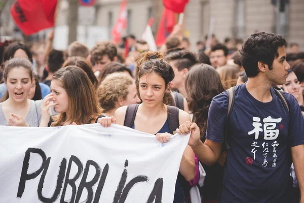 Manifestação de estudantes em Milão — Fotografia de Stock