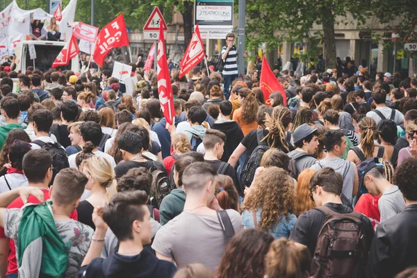 Manifestacja studentów w Mediolanie — Zdjęcie stockowe