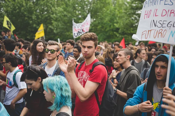 Studenti projev Milana na květen — Stock fotografie