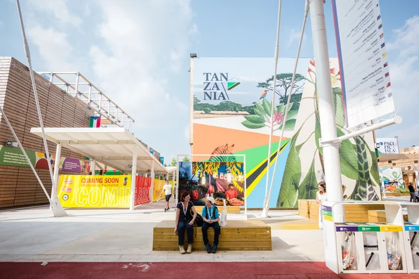 Pessoas em exposição Universal 2015 — Fotografia de Stock