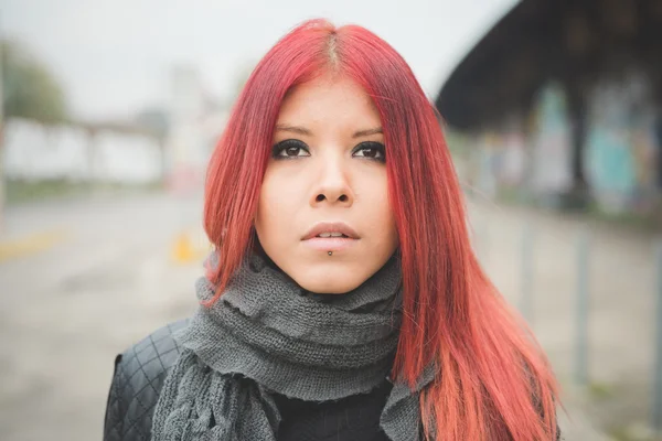 Όμορφα κόκκινα μαλλιά γυναίκα — Φωτογραφία Αρχείου