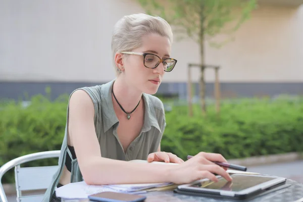 Caucasian blonde italian  woman designer — Stock Photo, Image