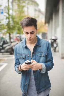 Alternatif model adam