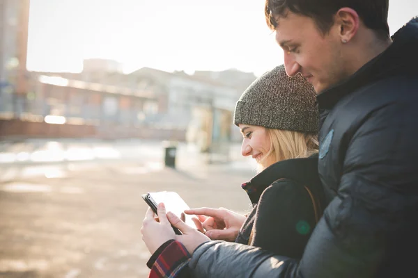 Couple lovers authentic using tablet — Stock Photo, Image