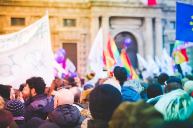 evli olmayan çiftler tezahürü Milano