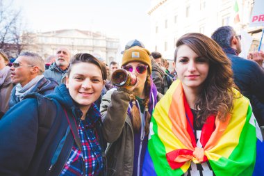 evli olmayan çiftler tezahürü Milano
