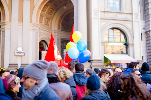 Ogifta par manifestation i Milano — Stockfoto