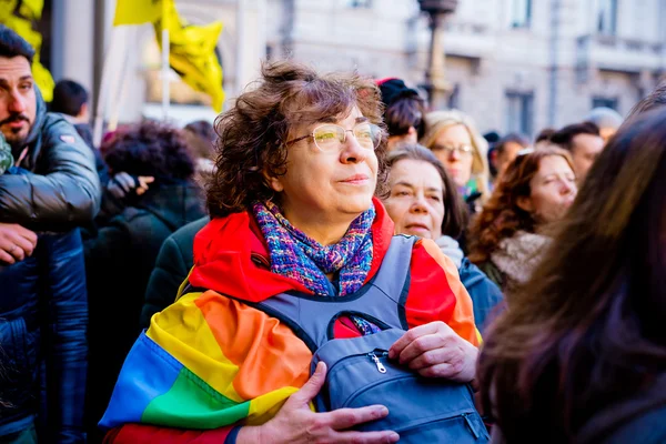 Manifestación de parejas solteras en Milán —  Fotos de Stock