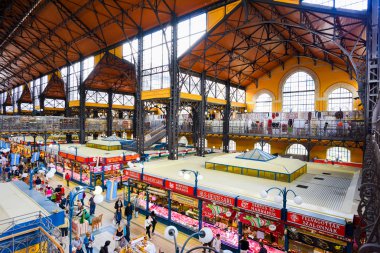 Budapeşte büyük pazara. 