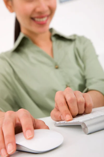 Hand click modern computer mouse and keyboard — Stock Photo, Image