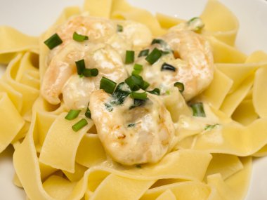 karidesli pappardelle