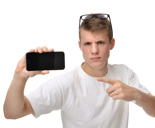 Jovem feliz mostrar exibição de telefone celular com scr em branco — Fotografia de Stock