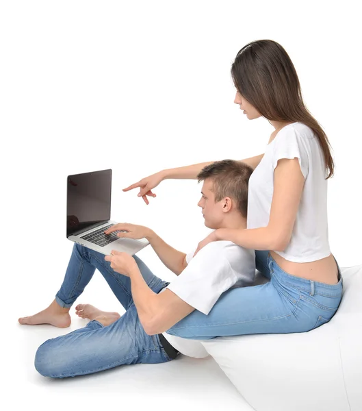 Happy couple Online Shopping Internet Shop online with Laptop Co — Stok fotoğraf