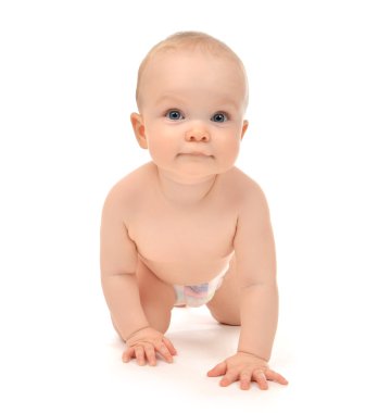 Diap içinde gezinme mutlu gülümseyerek oturan bebek çocuk bebek toddler