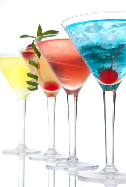 Beliebte Zusammensetzung alkoholischer Cocktails — Stockfoto