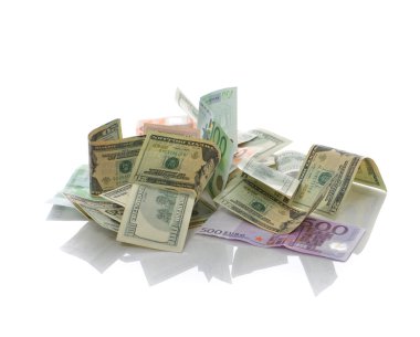 Dolar ve euro yığını faturaları beyaz arka plan ile ilgili notlar
