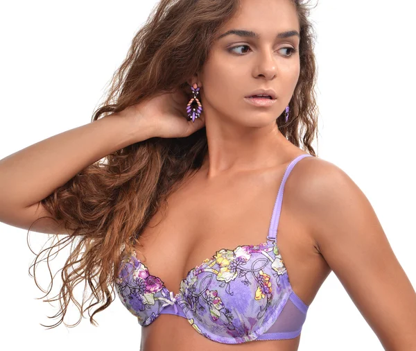 Brunette woman posing in purple modern bikini swimsuit and fashi — Stock Fotó