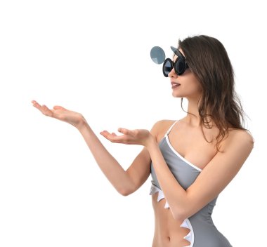 kadın açık elle bir şey göstermek için metin alanı için