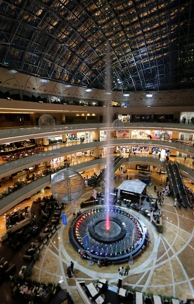 Fountain in a mall — Stock Photo, Image