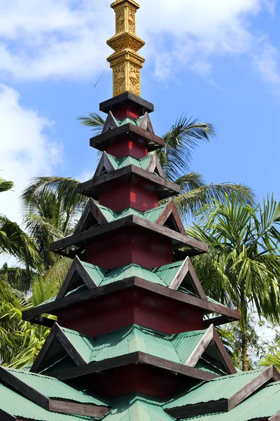 Thailändska templet taket — Stockfoto