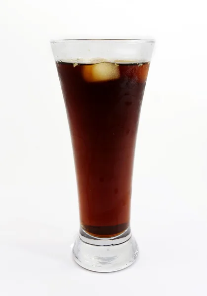 Glas med mörk öl — Stockfoto