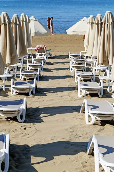 Beautiful sun loungers — Stock Photo, Image