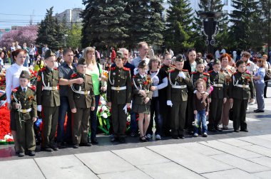 Çelyabinsk, Rusya Federasyonu - 9,2011 olabilir: Chelyabinsk ana meydanında bir geçit töreni 9 onuruna olabilir