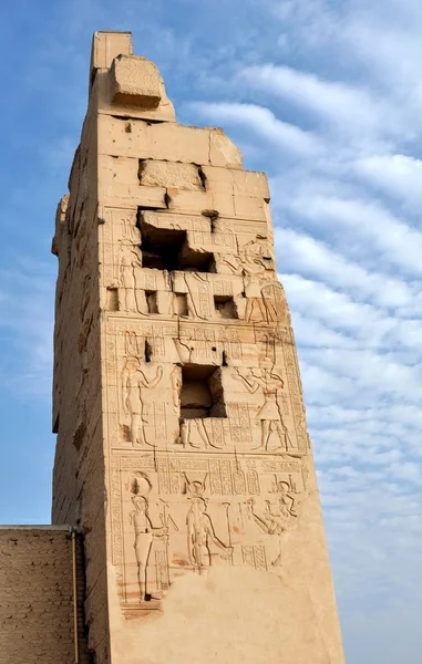 An ancient temple in Egypt in the town of Kom Ombo — Stock Photo, Image