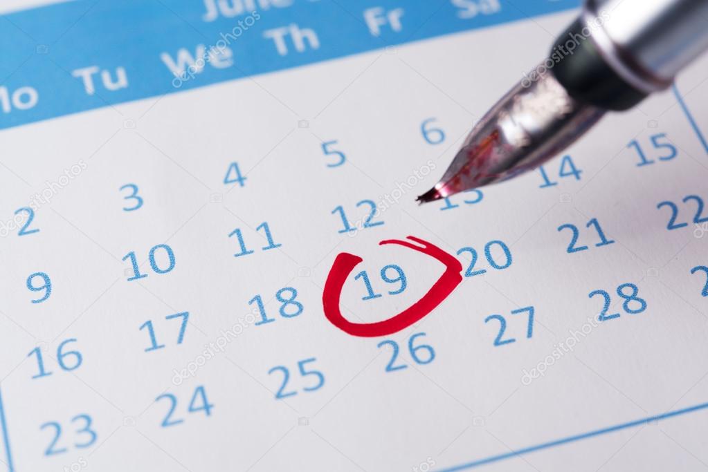 Red circle on calendar Stock Photo by ©raywoo 78810854