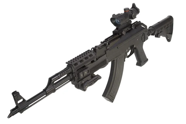 Moderne Kalasjnikov AK47 med taktisk tilbehør – stockfoto