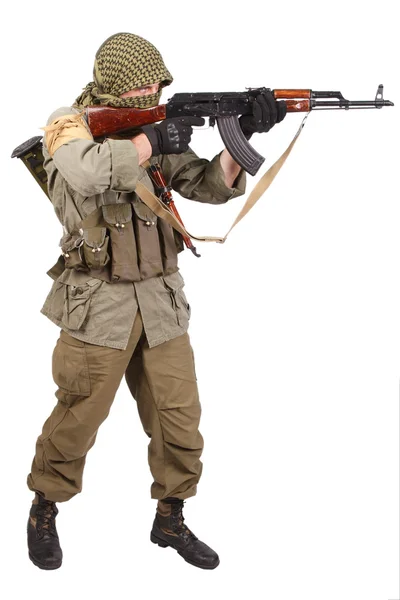 Ak 47 ile paralı asker — Stok fotoğraf