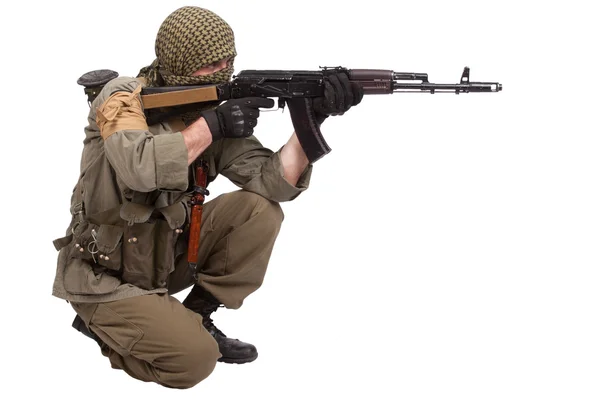 Söldner mit ak 47 — Stockfoto