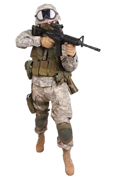 Soldado estadounidense con rifle — Foto de Stock