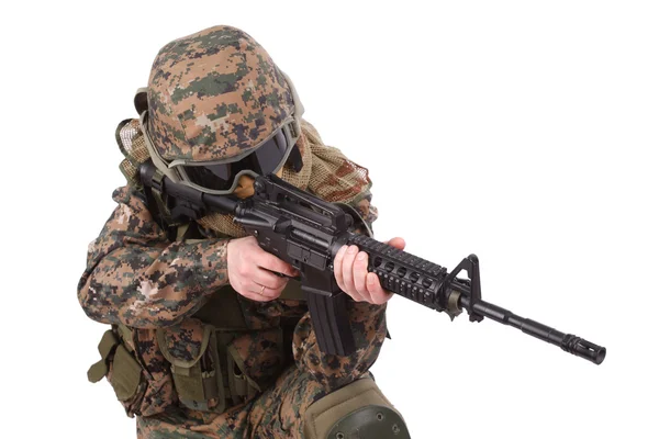 US MARINES dengan m4 carbine — Stok Foto