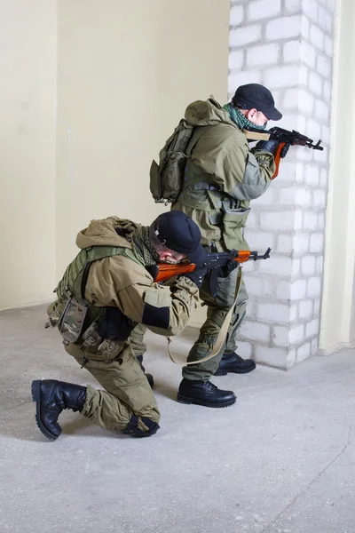 Insurgents with AK 47 — Stock Photo, Image