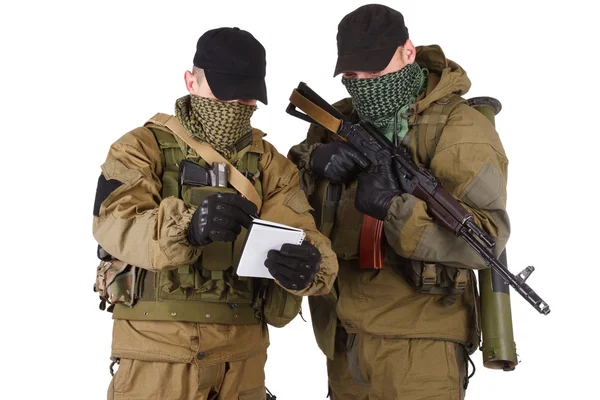 Insurgents with AK 47 — Stock Photo, Image