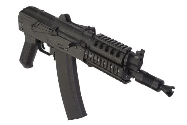 Kalaschnikow ak47 kurz mit modernem Update — Stockfoto