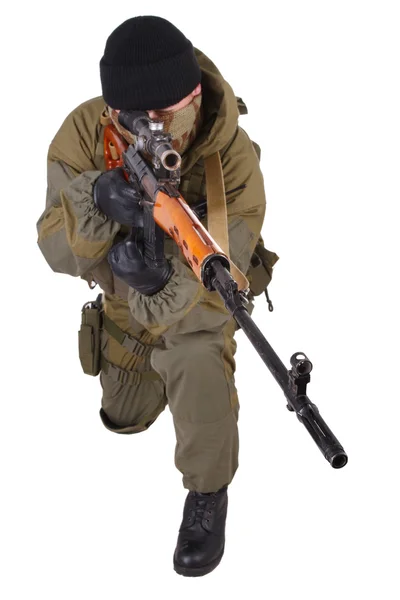 Sniper mercenaire avec fusil SVD — Photo