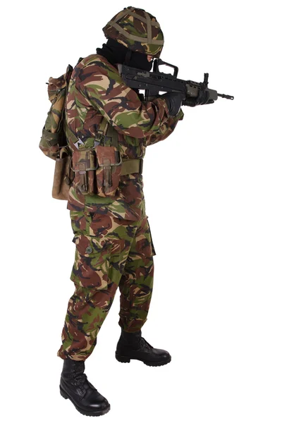 Brittiska armén soldat i kamouflage — Stockfoto