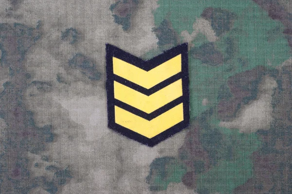 Armén enhetlig med sergeant rank patch — Stockfoto