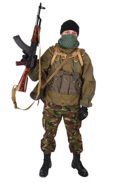 Террорист с автоматом Калашникова — стоковое фото