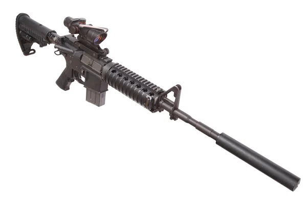 Beyaz arka plan üzerinde susturucu ile M4 tüfek — Stok fotoğraf