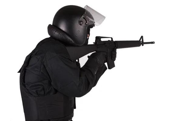 Oficial SWAT en uniforme negro —  Fotos de Stock